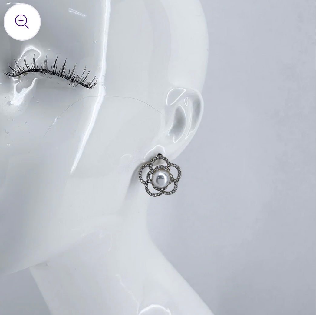 Petite Luxe